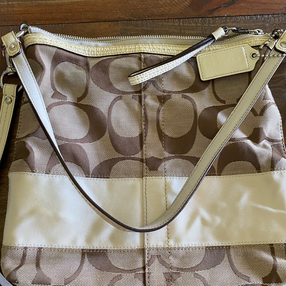 Coach Handbags - Coach handbag